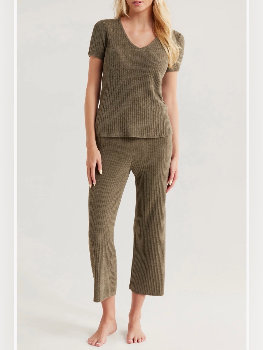 NWOT BAREFOOT DREAMS Ribbed Knit V‑Neck Lounge Pants Set - Olive